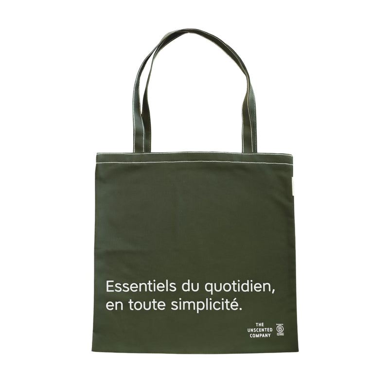 Daily essentials, made simple.
An everyday tote built to carry more with less effort.
Clean, durable, and designed to keep things easy.